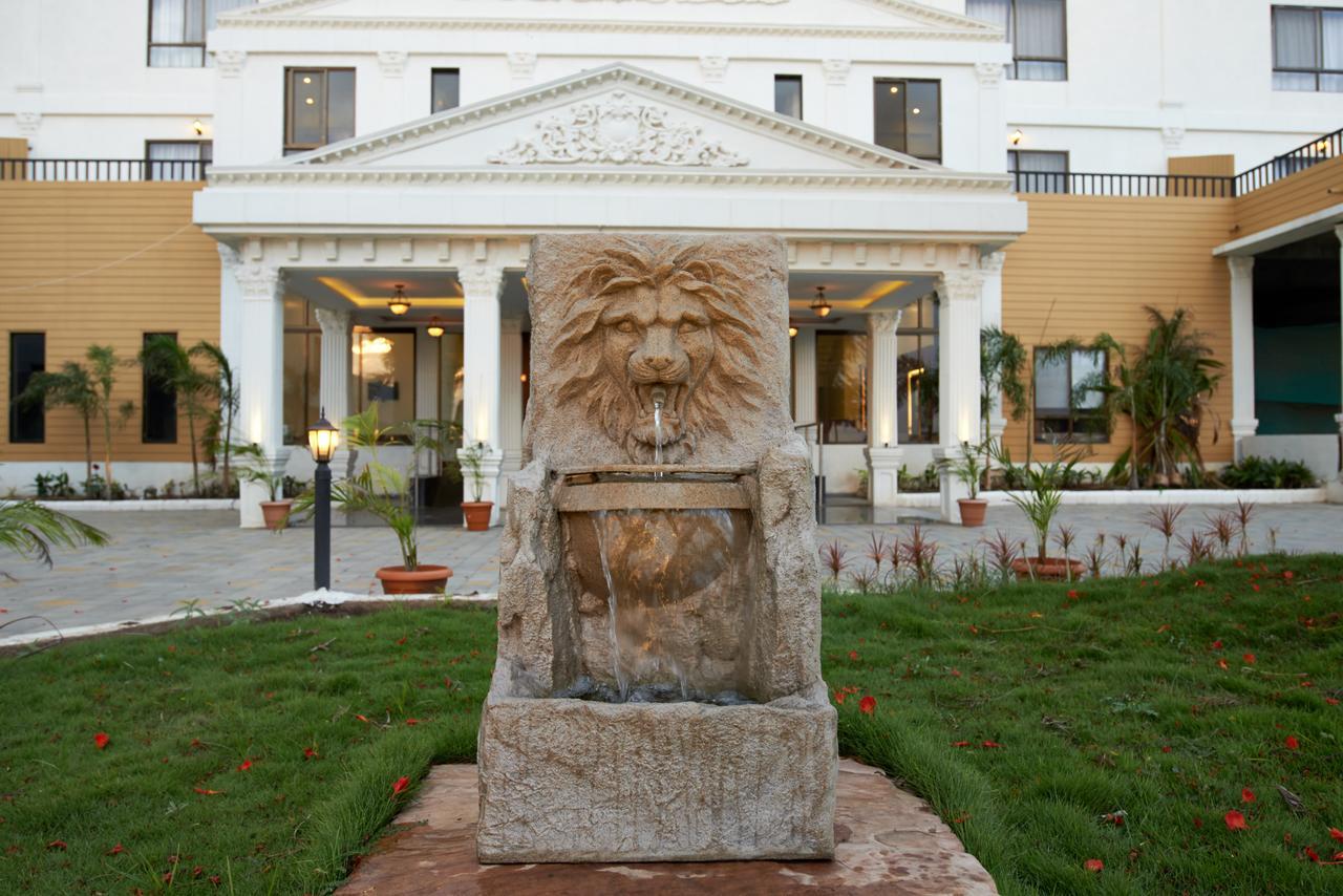 Sanskruti Heritage Resort Shirdi Eksteriør bilde